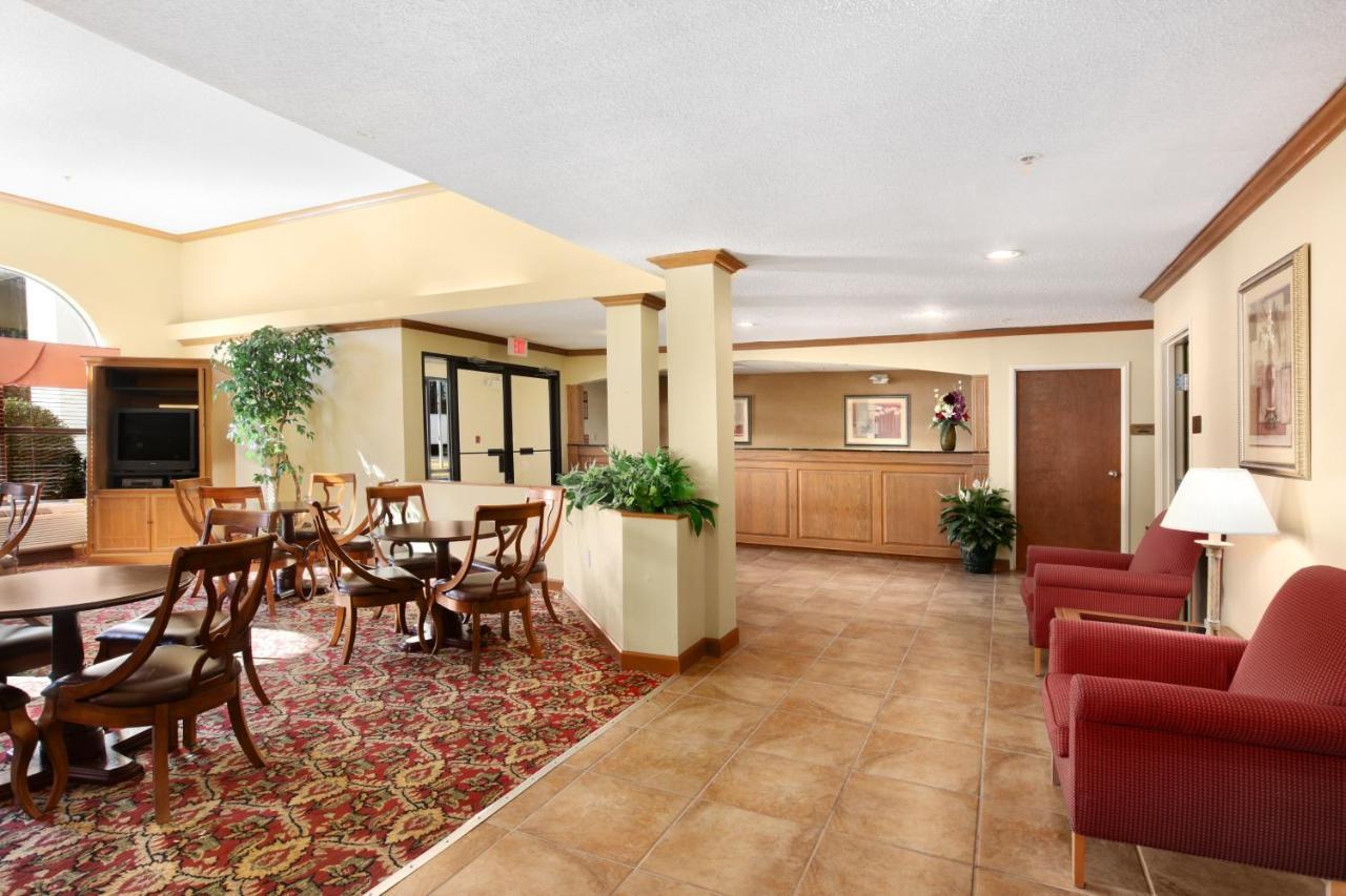 Days Inn By Wyndham Selma Interior photo
